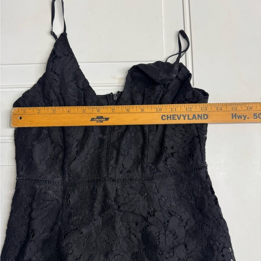 ASTR the Label Womens Sz S Floral Black Lace Midi Dress Bodycon Spaghetti Strap - Picture 5 of 7